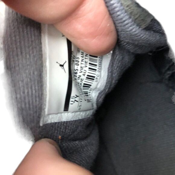 RARE 2017 Air Jordan 12 Retro Dark Grey Size 7 - Picture 5 of 12